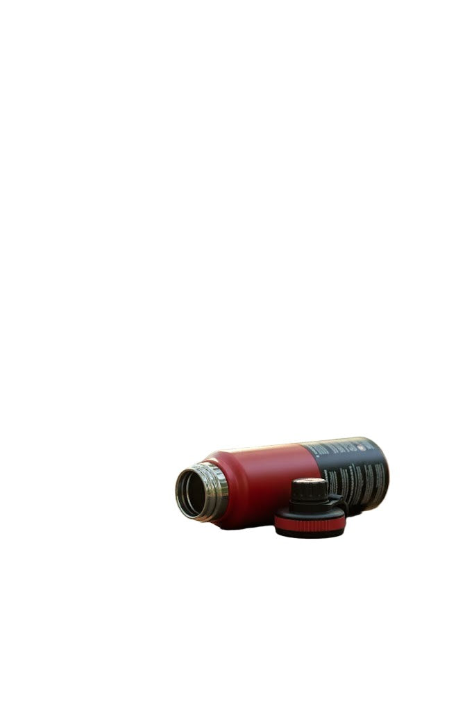 Stainless Steel Double Wall Vacuum Insulated Water Bottle – 800ml (Red)